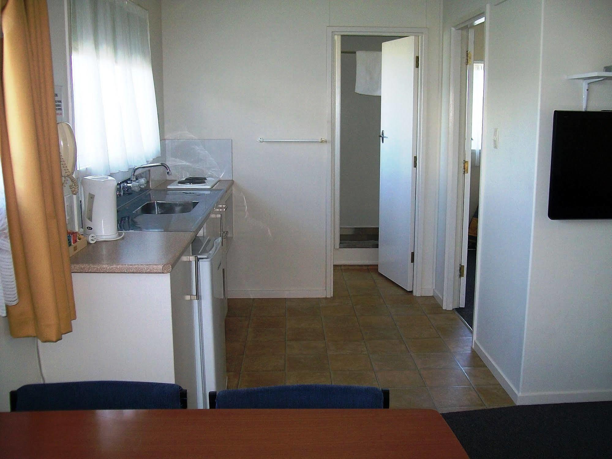 Cedar Court Motel Napier Eksteriør billede
