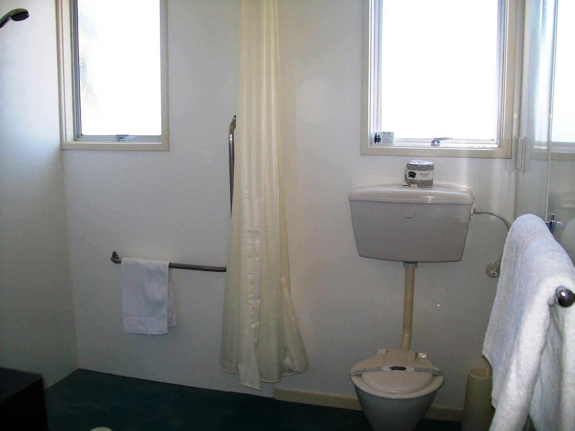 Cedar Court Motel Napier Eksteriør billede