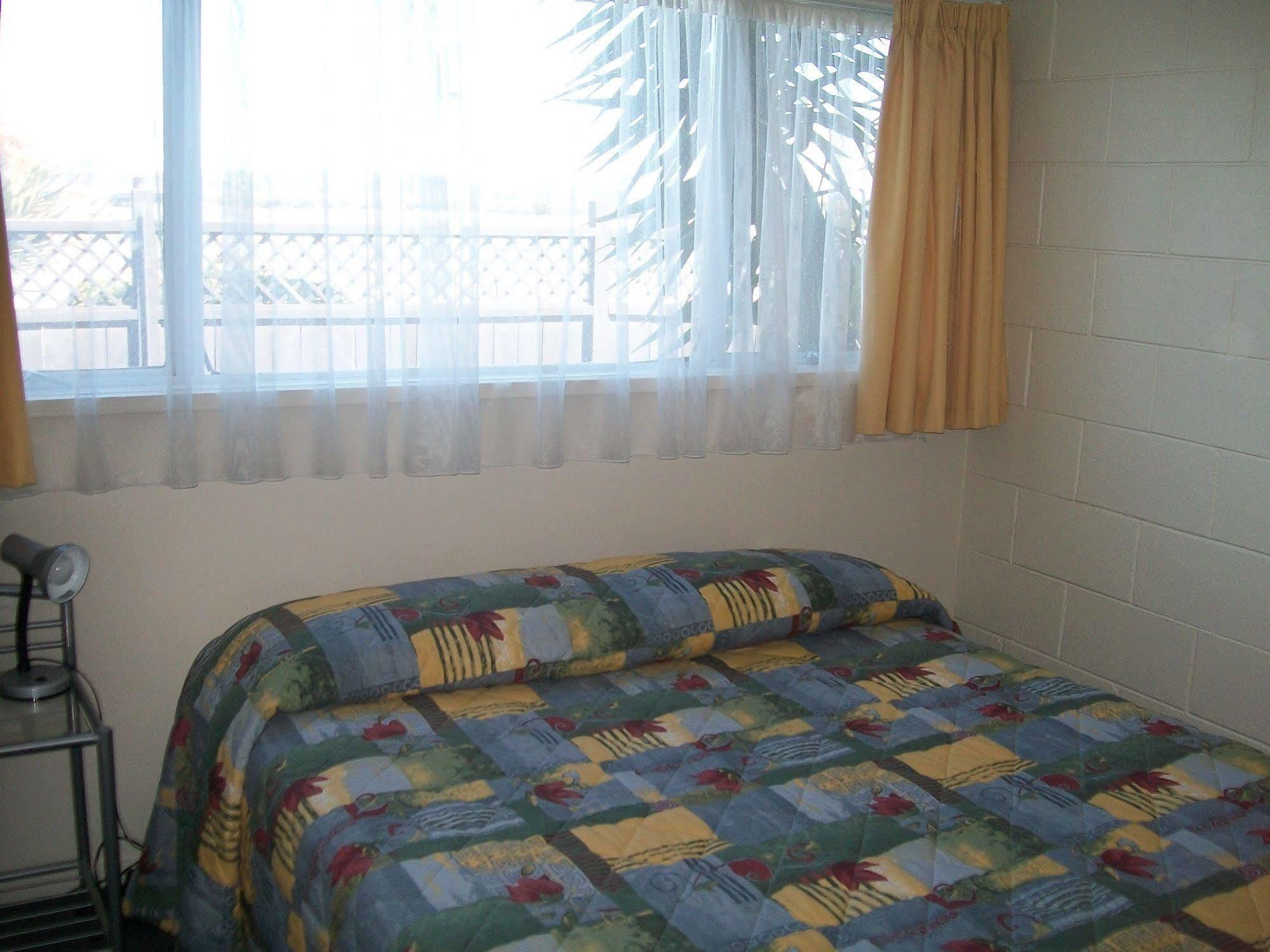 Cedar Court Motel Napier Eksteriør billede