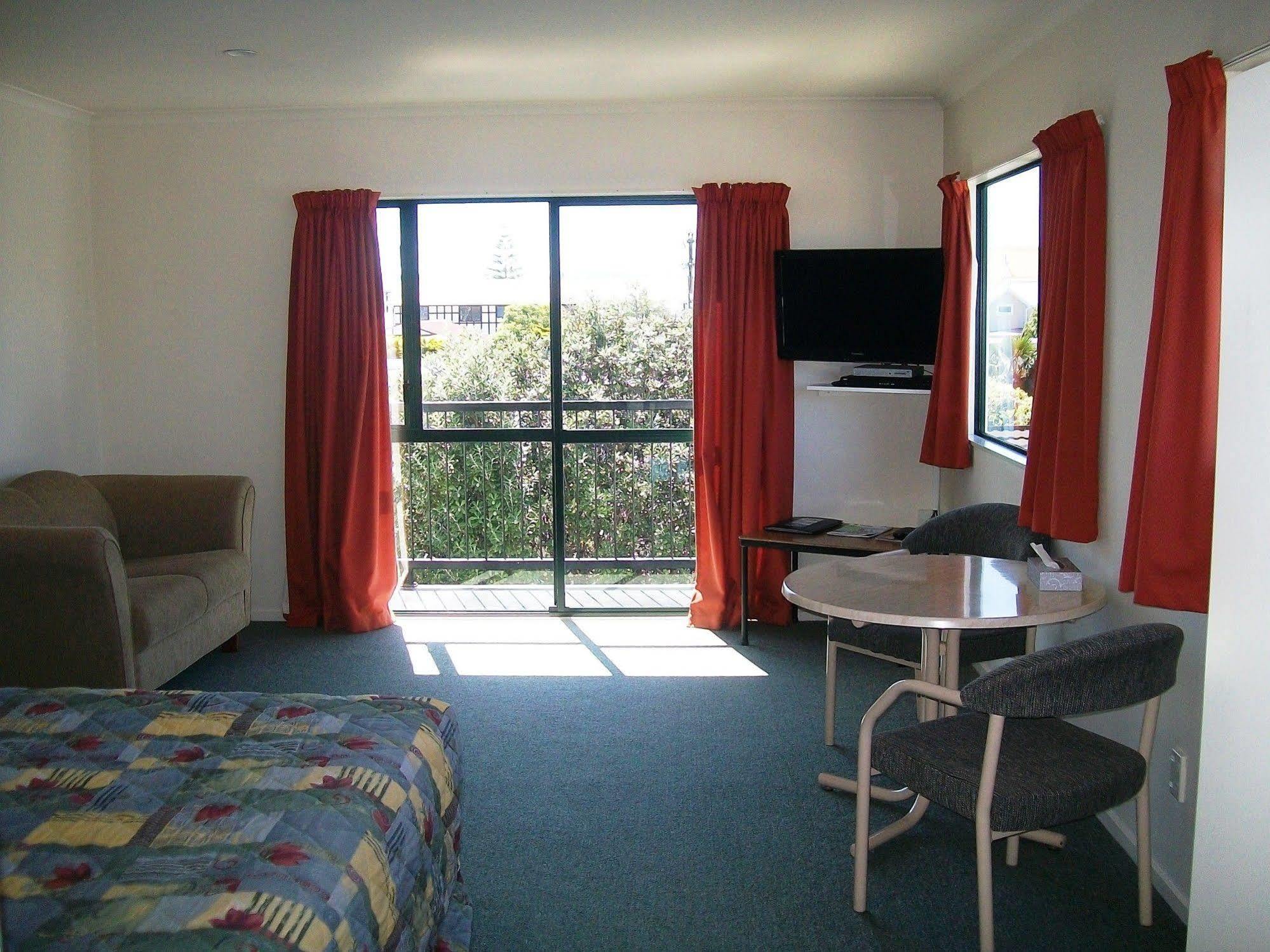 Cedar Court Motel Napier Eksteriør billede